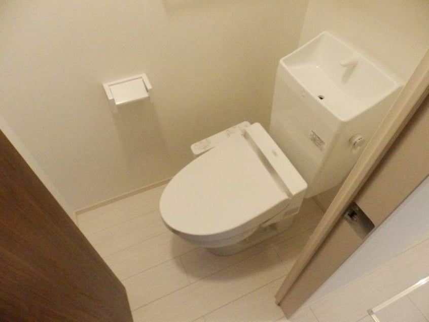 同物件別室の画像です サンシエール中川原　弐番館