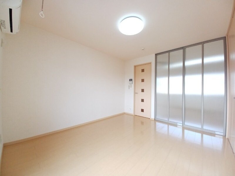 同物件別部屋写真 リビングタウン四日市芝田　C