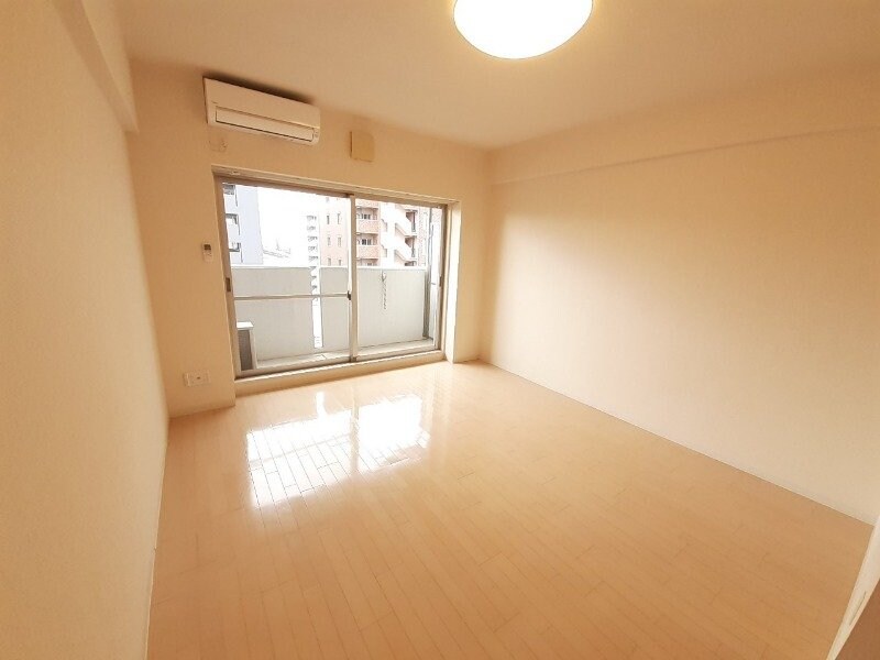 別部屋反転写真 Ｓ－ＦＯＲＴ四日市元町