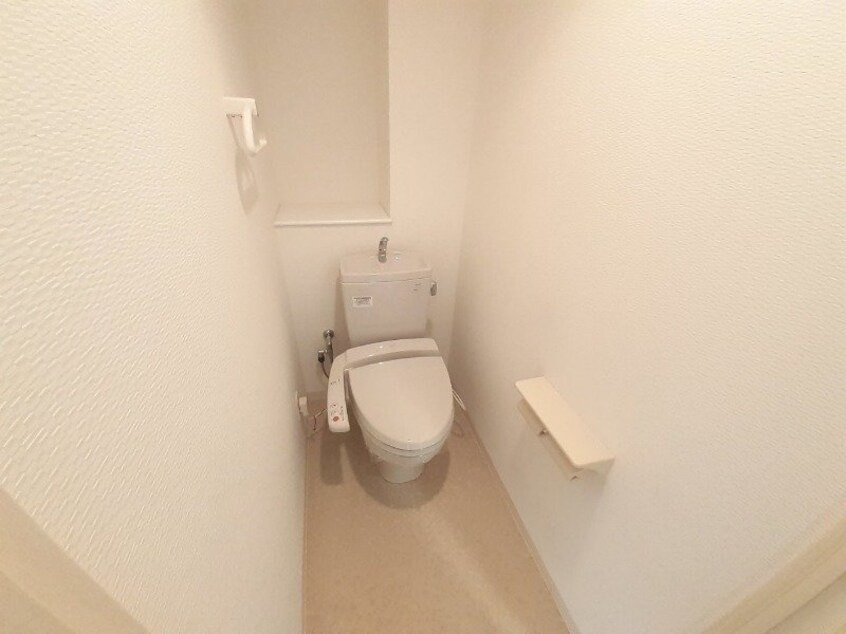 別部屋反転写真 Ｓ－ＦＯＲＴ四日市元町