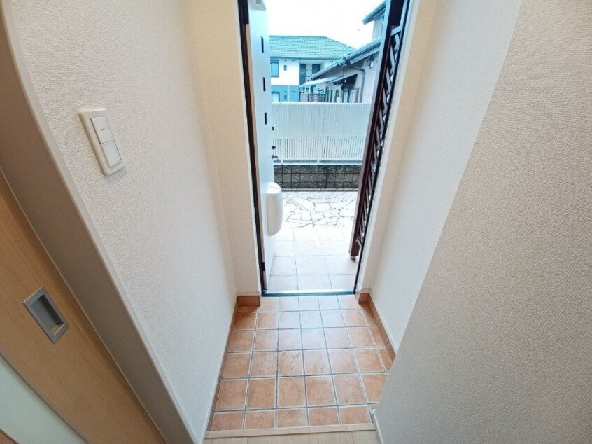 別部屋反転参考写真 リバーヴィレッジⅡ