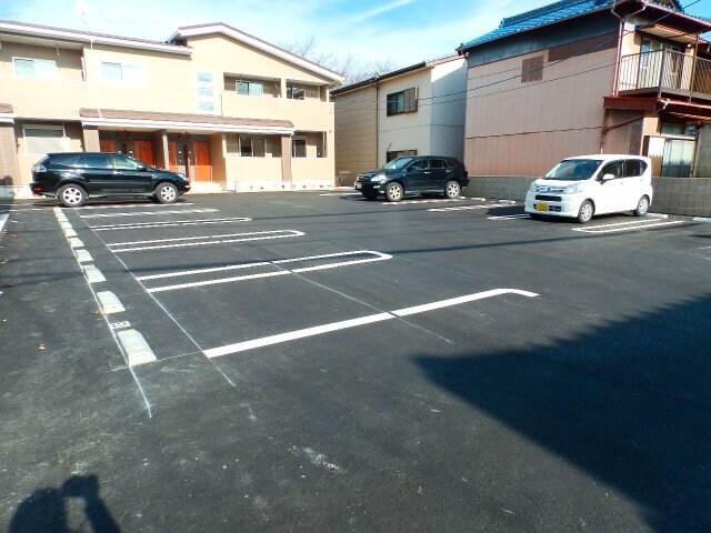  コリーヌ日永西　B