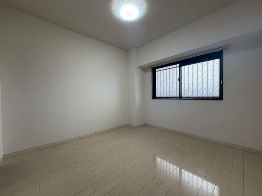  プロミネント四日市