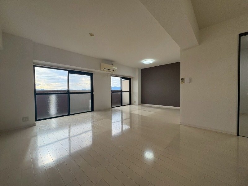  プロミネント四日市