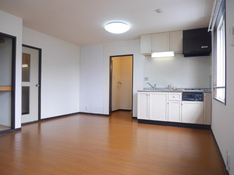 別部屋反転写真 グランデージ日永西　Ａ