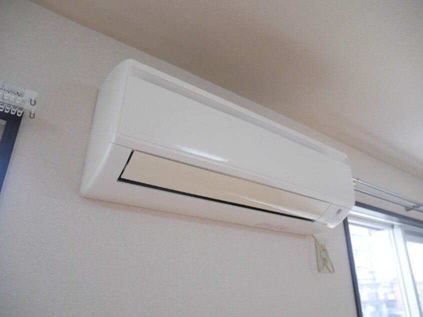 別部屋反転写真 グランデージ日永西　Ａ