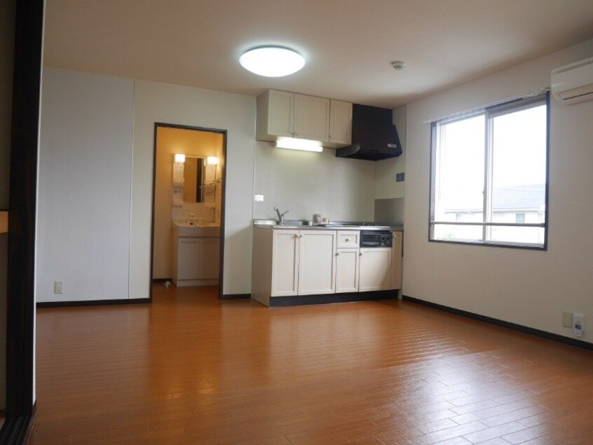 別部屋反転写真 グランデージ日永西　Ａ