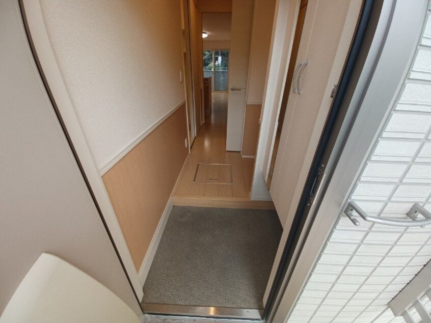 同型反転参考写真 エルグランデ