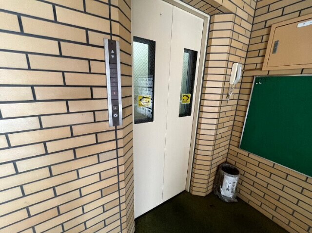  トランプコート四日市