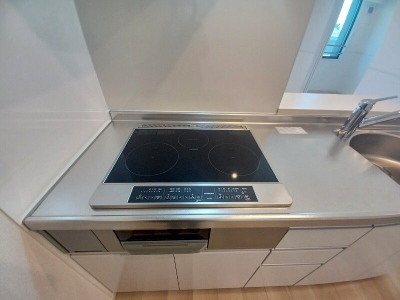  スクエア六呂見