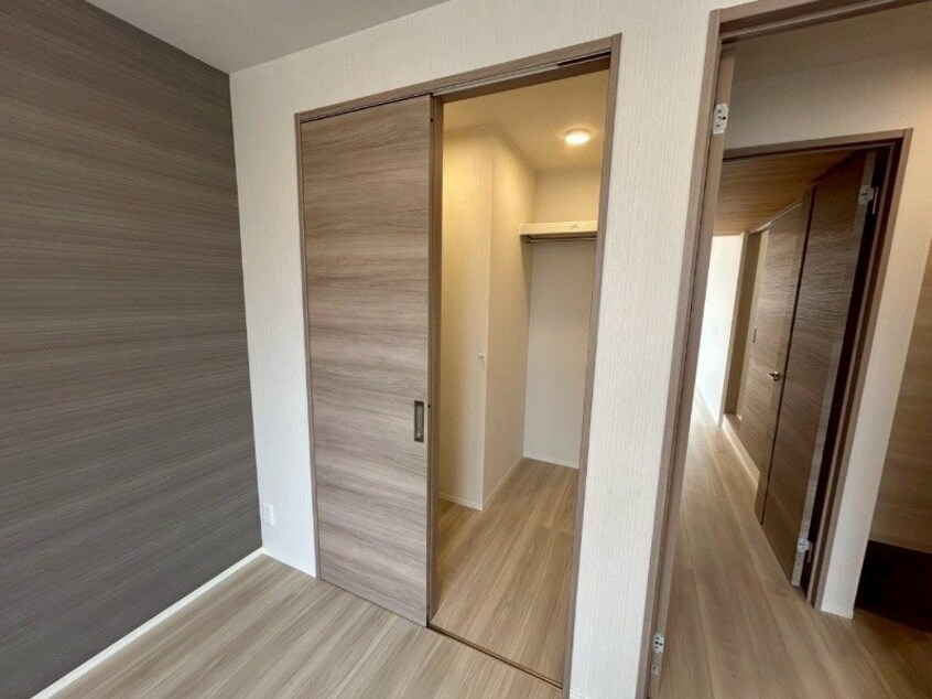 別部屋同型タイプ写真です。 Ｄ-ｃｈａｍｂｒｅ元新町