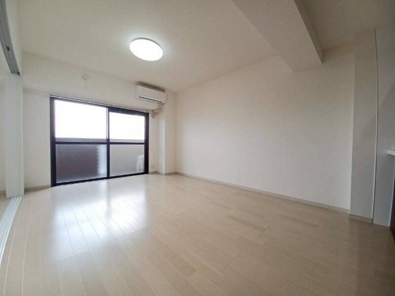  プロミネント四日市