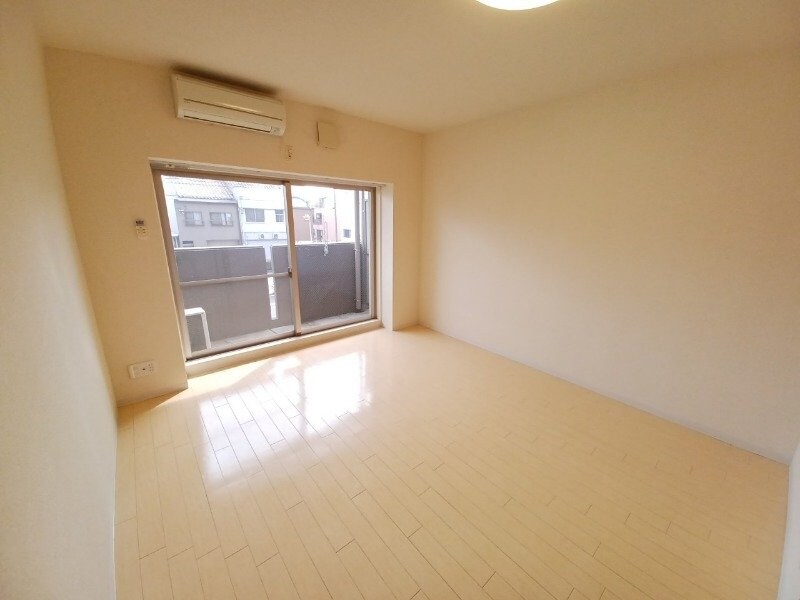 同型参考写真 Ｓ－ＦＯＲＴ四日市西新地