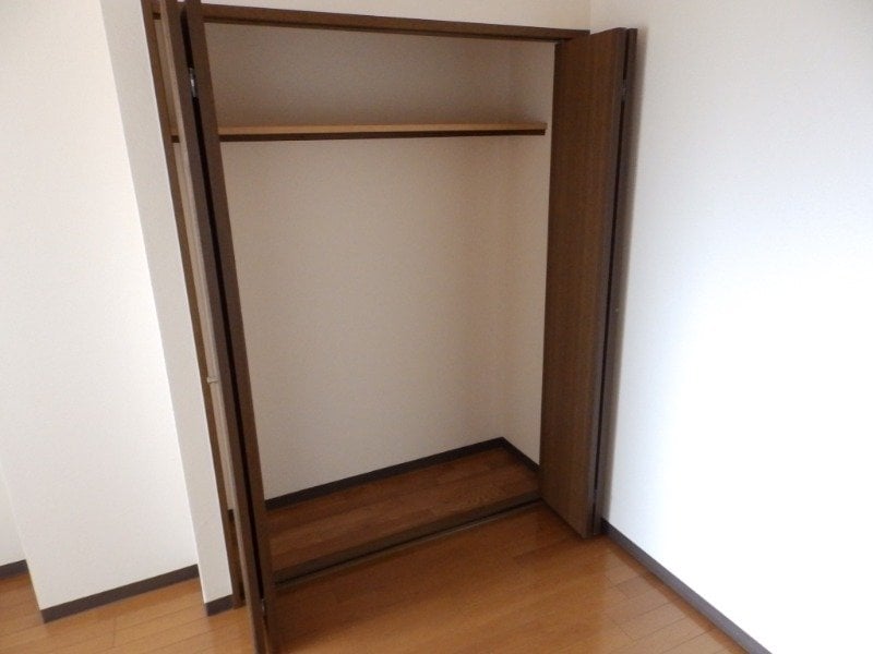  プラムスクエア