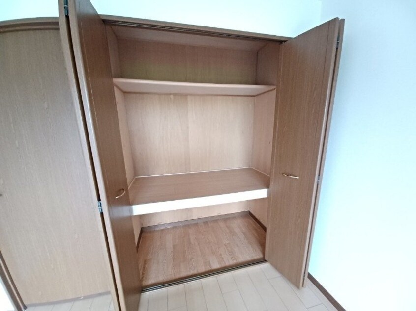 別部屋反転写真です フロンティア２１