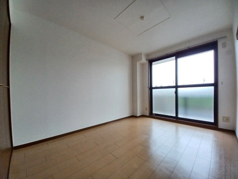 別部屋反転写真です フロンティア２１