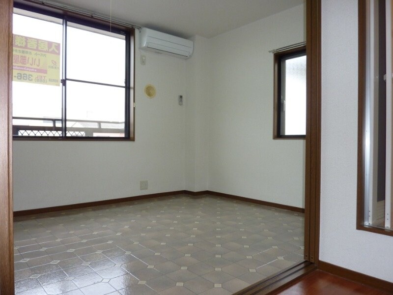 同型参考写真 タウニ－２１