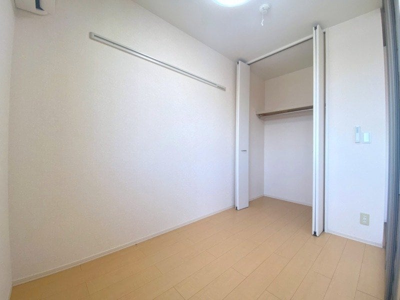 反転タイプ参考写真 ニエット