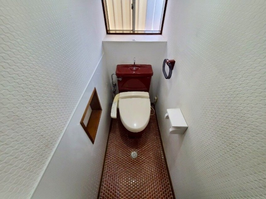  四日市市城西町貸家