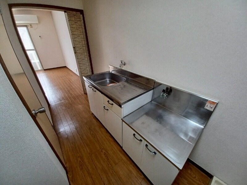 別部屋参考写真です パティオ西山Ｃ棟