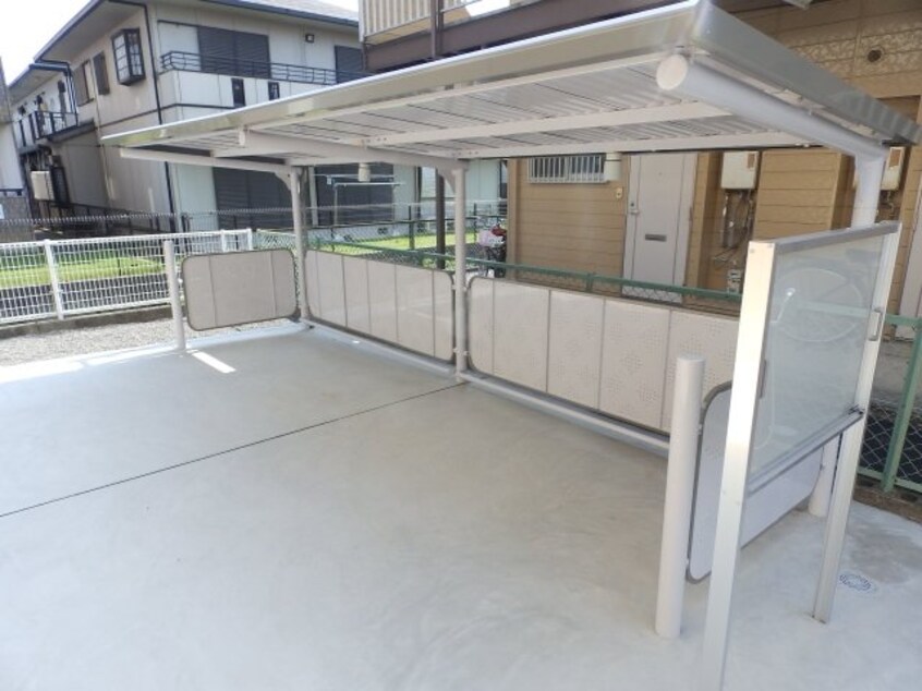  メゾン　デュ　ベル　アルブル