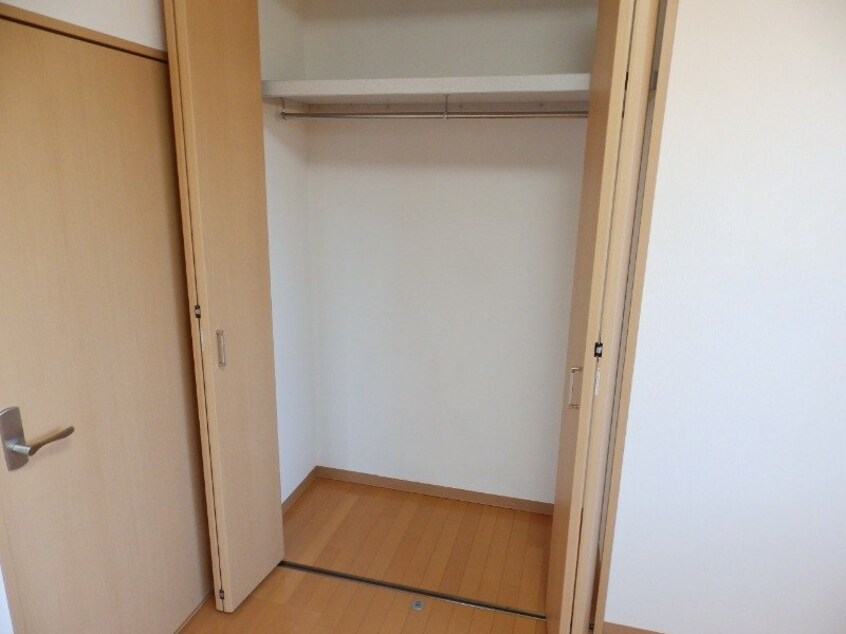  ｉＺｍ　ＨＩＮＡＧＡ　Ａ棟