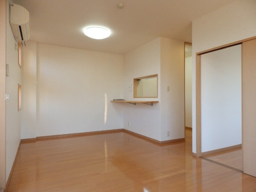  ｉＺｍ　ＨＩＮＡＧＡ　Ａ棟