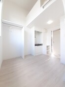 別部屋同タイプ ＲＥＡＬ　ＢＬＯＳＳＯＭⅡ