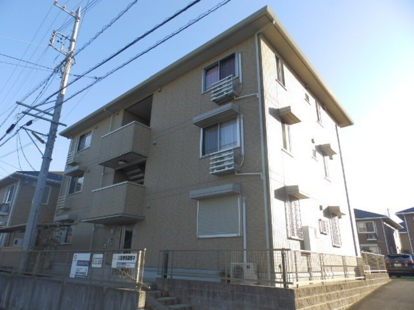  リビングタウン阿倉川　B