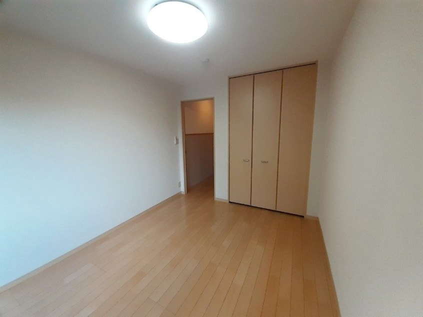 同物件別室の画像です エミーナ泊山