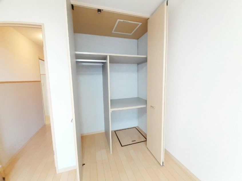 同物件別室の画像です エミーナ泊山