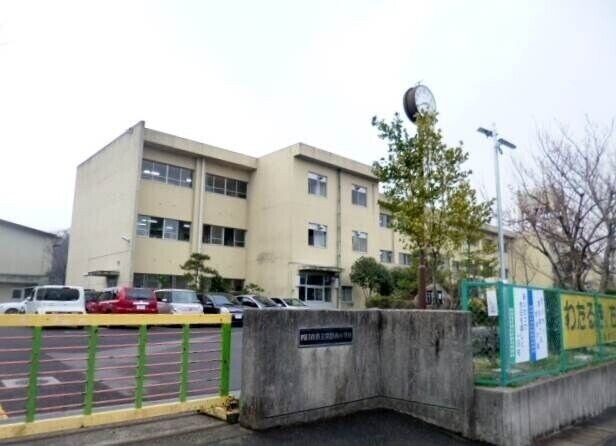 四日市市立常磐西小学校(小学校)まで1699m ミアカーサT.G