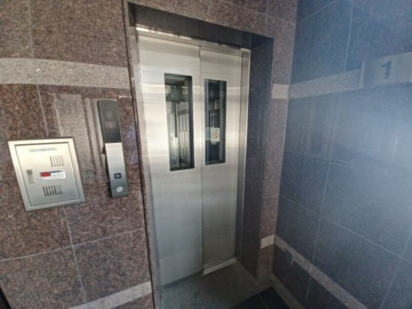  四日市エンブルコート