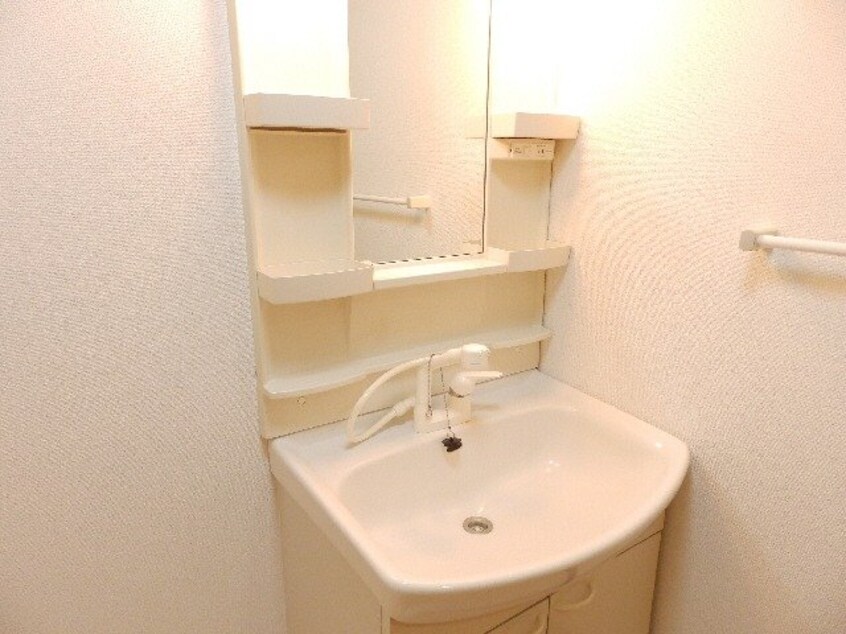  四日市エンブルコート