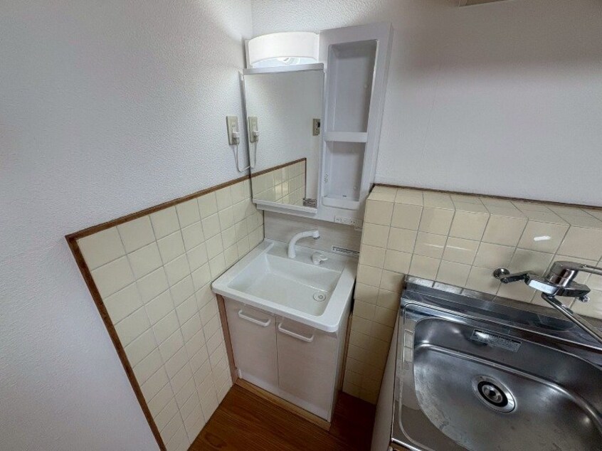  サンプラザビル