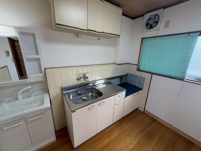  サンプラザビル