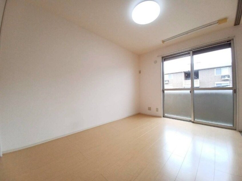  リビングタウン阿倉川　B