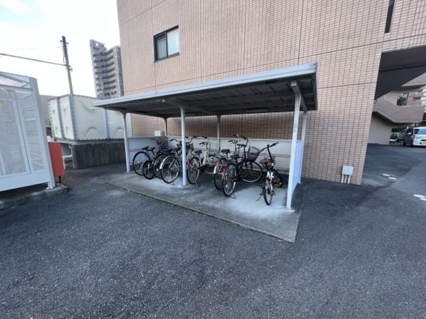  ランドマーク西町