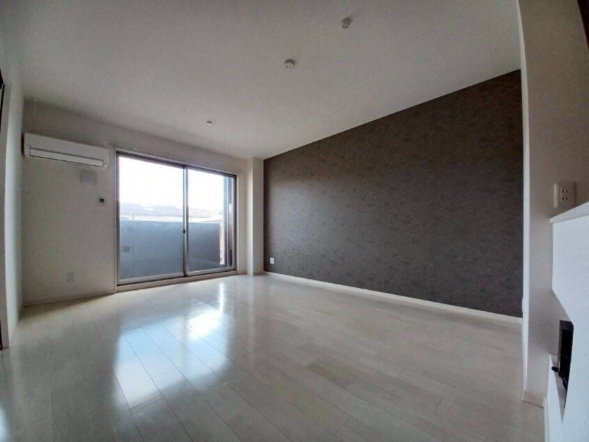  LaLa COURT SHIRASUKA