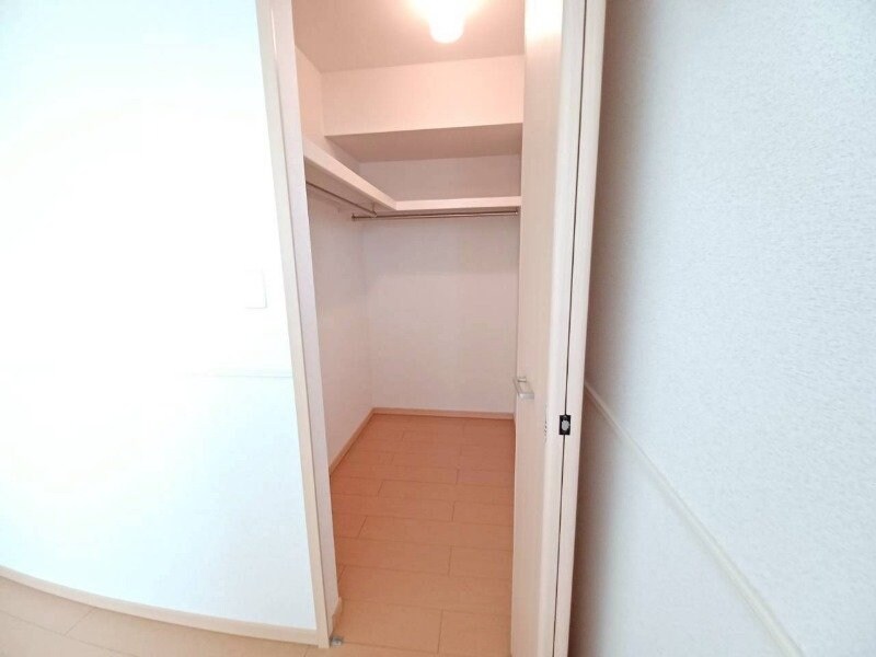 反転タイプ参考写真 フォルシュ　ハイム　Ａ