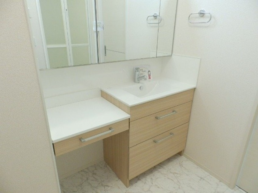 別部屋参考写真です アルディーラ伊倉　A棟