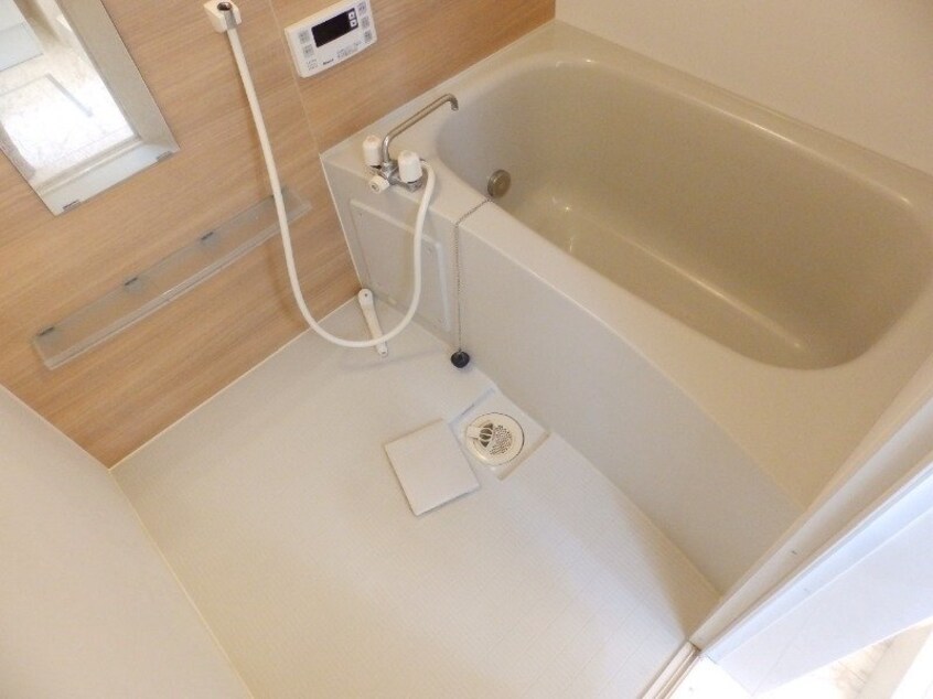 同型反転参考写真 アルディーラ伊倉　B棟