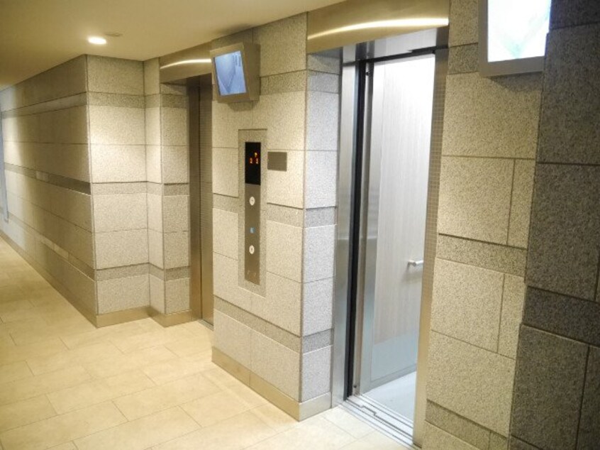  プレミスト四日市駅前