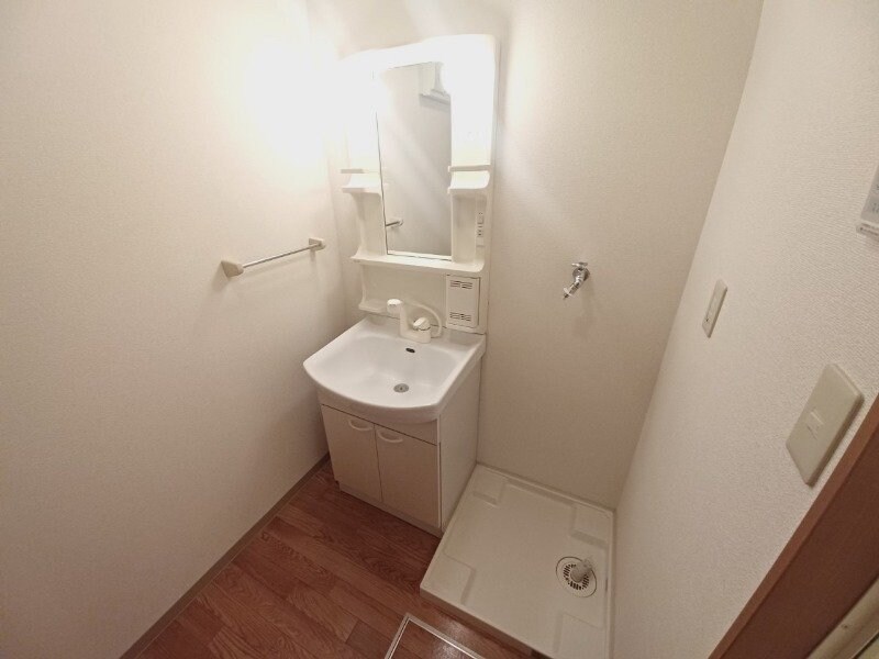 同型反転参考写真 コンフォース西阿倉川