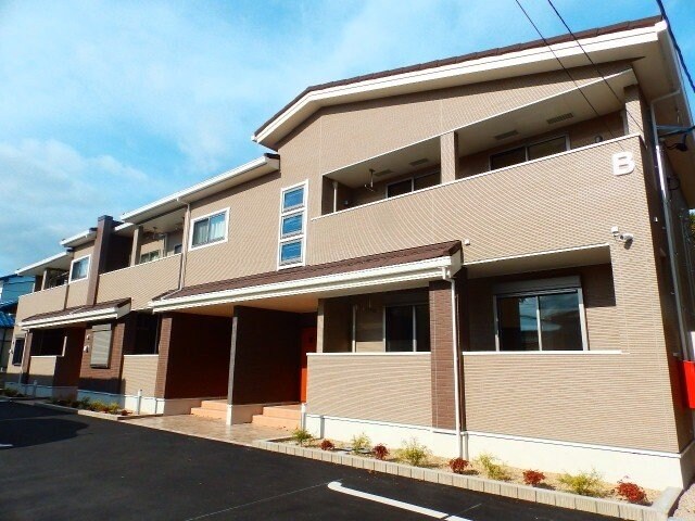  コリーヌ日永西　B