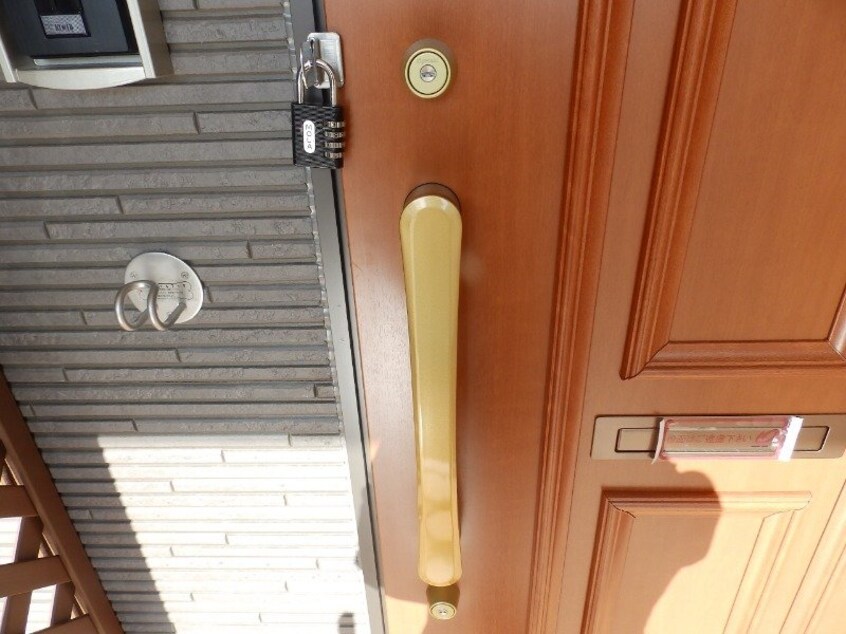  コリーヌ日永西　B