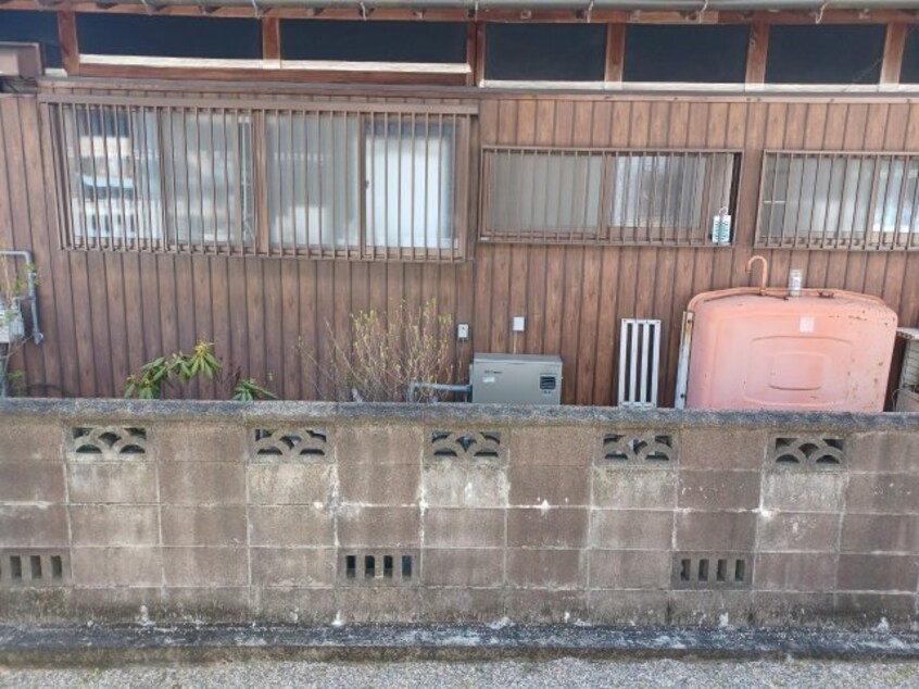 同棟同タイプ別部屋の写真です じゅねすしろやま　Ｂ棟