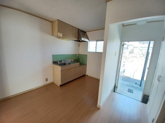 同棟同タイプ別部屋の写真です じゅねすしろやま　Ｂ棟