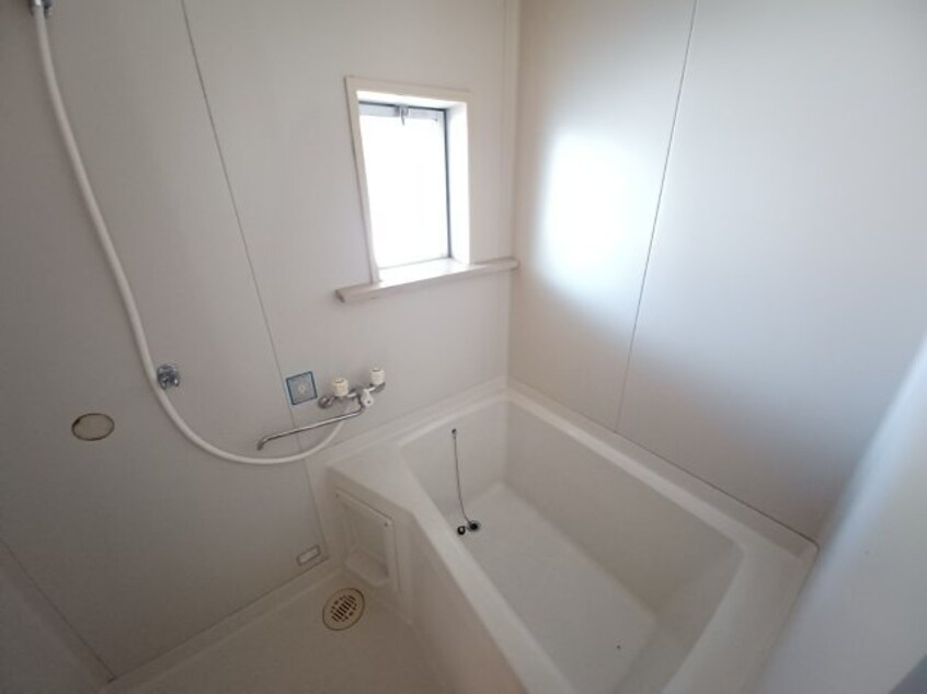 同棟同タイプ別部屋の写真です じゅねすしろやま　Ｂ棟