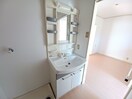 同棟同タイプ別部屋の写真です じゅねすしろやま　Ｂ棟